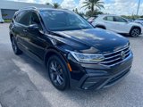 Used 2022 Volkswagen Tiguan SE w/ Panoramic Sunroof Package image 4