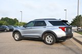 Used 2022 Ford Explorer XLT w/ Equipment Group 202A image 3