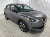 Used 2019 Nissan Kicks SR image 2