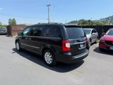 Used 2016 Chrysler Town & Country Touring w/ Driver Convenience Group image 6
