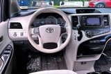 Used 2014 Toyota Sienna LE image 5
