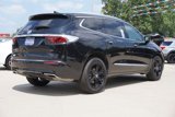 Used 2024 Buick Enclave Essence image 3