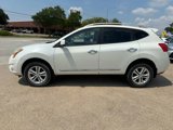 Used 2013 Nissan Rogue SV image 2
