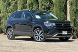 Certified 2024 Volkswagen Taos SE image 2