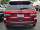 Used 2021 Jeep Grand Cherokee Laredo image 3