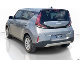 Used 2023 Kia Soul LX image 3