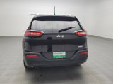 Used 2018 Jeep Cherokee Latitude Plus w/ Comfort/Convenience Group image 6