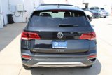 Certified 2024 Volkswagen Taos SE w/ Black Wheel Package image 5