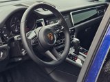 Certified 2024 Porsche Macan image 4