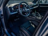 Used 2024 Porsche Cayenne image 4