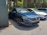 Used 2020 Volkswagen Passat 2.0T R-Line image 2