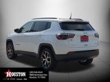 Used 2024 Jeep Compass Latitude image 5