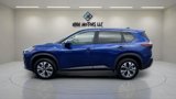 Used 2023 Nissan Rogue SV image 2