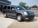 Used 2010 Cadillac Escalade AWD image 3