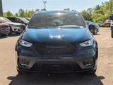 New 2025 Chrysler Pacifica Limited image 3