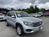 Used 2015 Volkswagen Tiguan S image 2