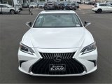 Used 2024 Lexus ES 300h w/ Premium Package image 3