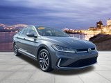 Certified 2025 Volkswagen Jetta SE image 4