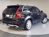 Used 2017 Volvo XC90 T6 Momentum image 2