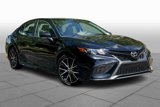 Used 2022 Toyota Camry SE image 2