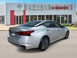 Used 2023 Nissan Altima 2.5 SV image 3