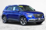 Used 2023 Hyundai Venue SEL image 2