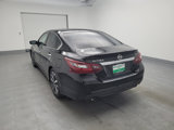 Used 2017 Nissan Altima 2.5 SR w/ LED Appearance Package image 5