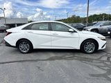 Certified 2024 Hyundai Elantra Blue image 4