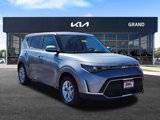 New 2025 Kia Soul S image 2
