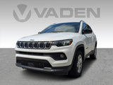 Used 2023 Jeep Compass Latitude image 2