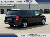 Used 2019 Dodge Grand Caravan SXT image 5