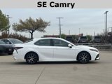 Used 2023 Toyota Camry SE image 3