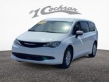 Used 2023 Chrysler Voyager LX image 3