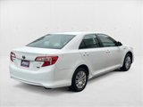 Used 2014 Toyota Camry LE image 5