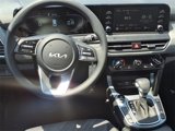 New 2025 Kia Seltos LX image 4