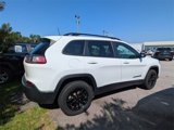 Used 2023 Jeep Cherokee Altitude Lux image 5