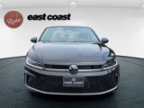 New 2025 Volkswagen Jetta SE image 2