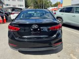 Used 2021 Hyundai Accent SE image 4