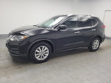 Used 2019 Nissan Rogue SV image 2