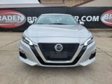 Used 2022 Nissan Altima 2.5 SV image 2