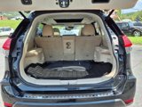 Used 2017 Nissan Rogue SL image 6