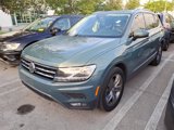 Certified 2020 Volkswagen Tiguan SE image 2