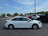 Used 2021 Toyota Corolla LE w/ LE Convenience Package image 3
