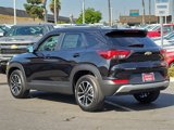 Used 2025 Chevrolet TrailBlazer LT w/ Driver Confidence Package image 2