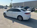 Used 2022 Toyota Corolla LE image 5