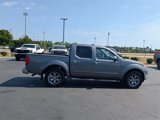 Used 2019 Nissan Frontier SL image 2