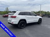 Used 2022 Jeep Grand Cherokee Laredo X image 5