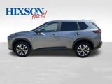 Used 2023 Nissan Rogue SV image 2