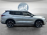 Used 2022 Mitsubishi Outlander ES image 2