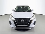 Used 2023 Nissan Kicks SV image 2